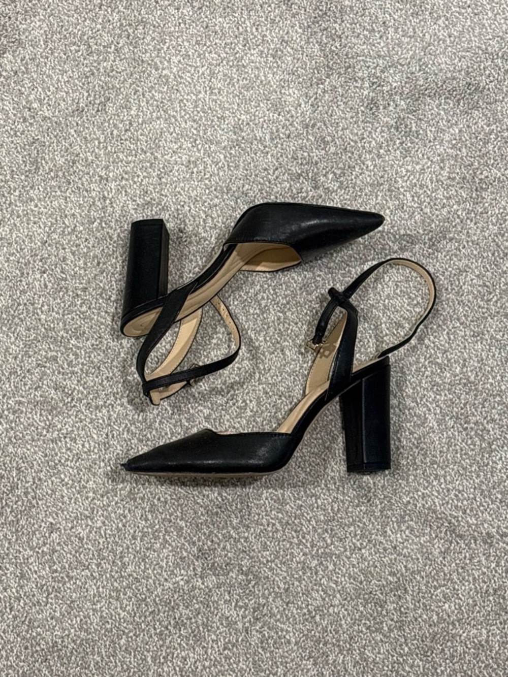 Jessica Simpson Black Pointed Toe Block Heel Slingback